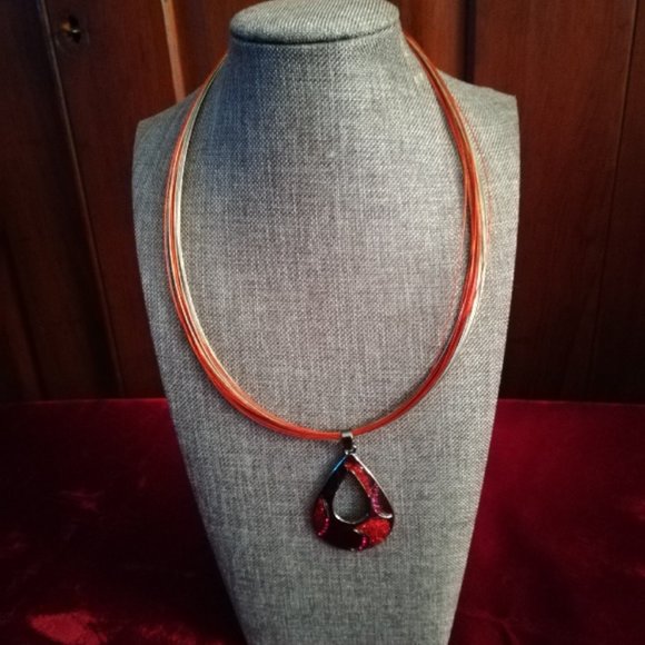 Red & Silver Wire Necklace with Red Enamel Pendant - Picture 2 of 4